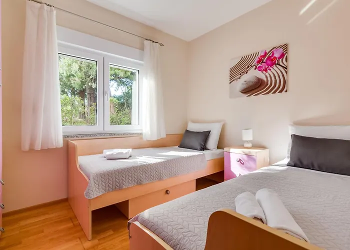Vakantiehuis Relax By Interhome Jasenice (Zadar)